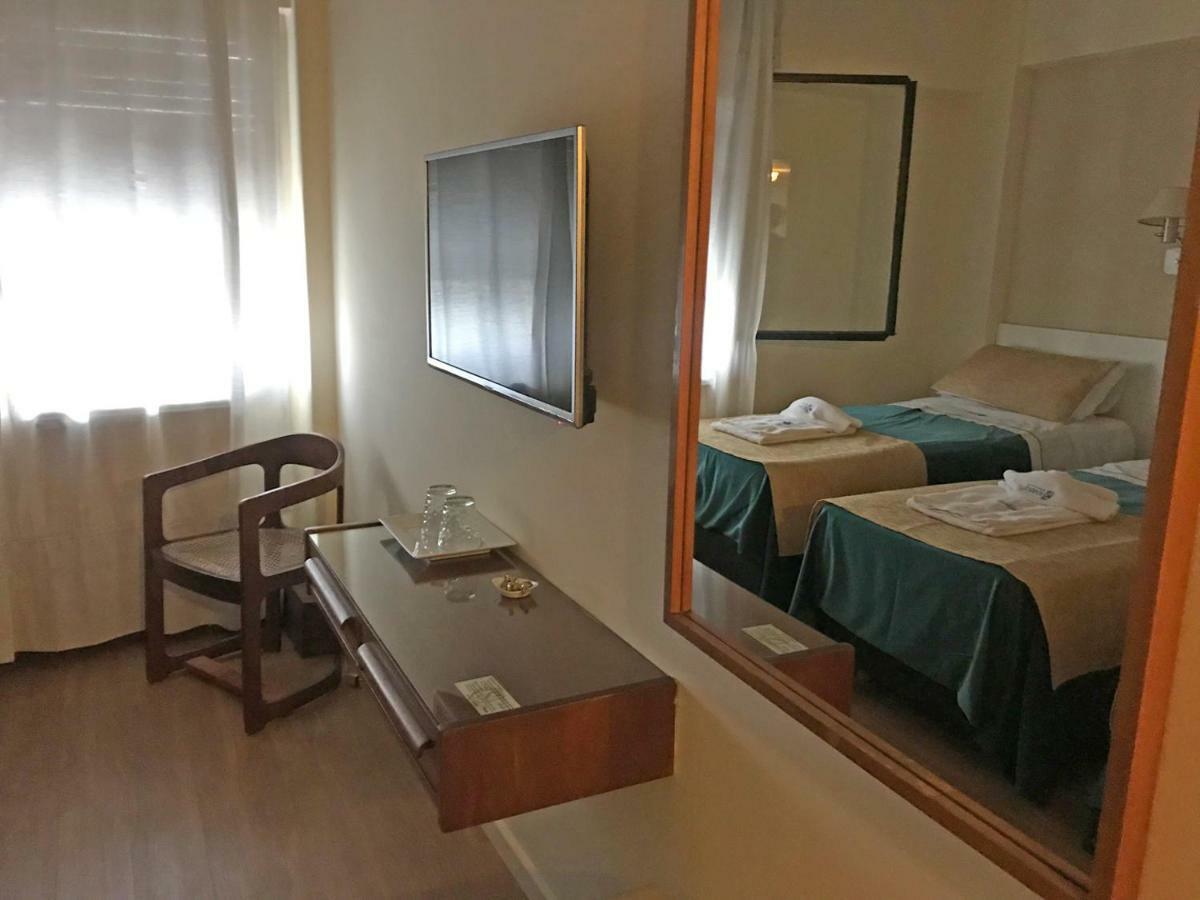 Hotel Sussex Córdoba Eksteriør billede